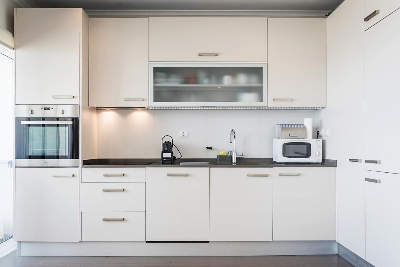 Amazing Apartment In Коста да Капарика Екстериор снимка