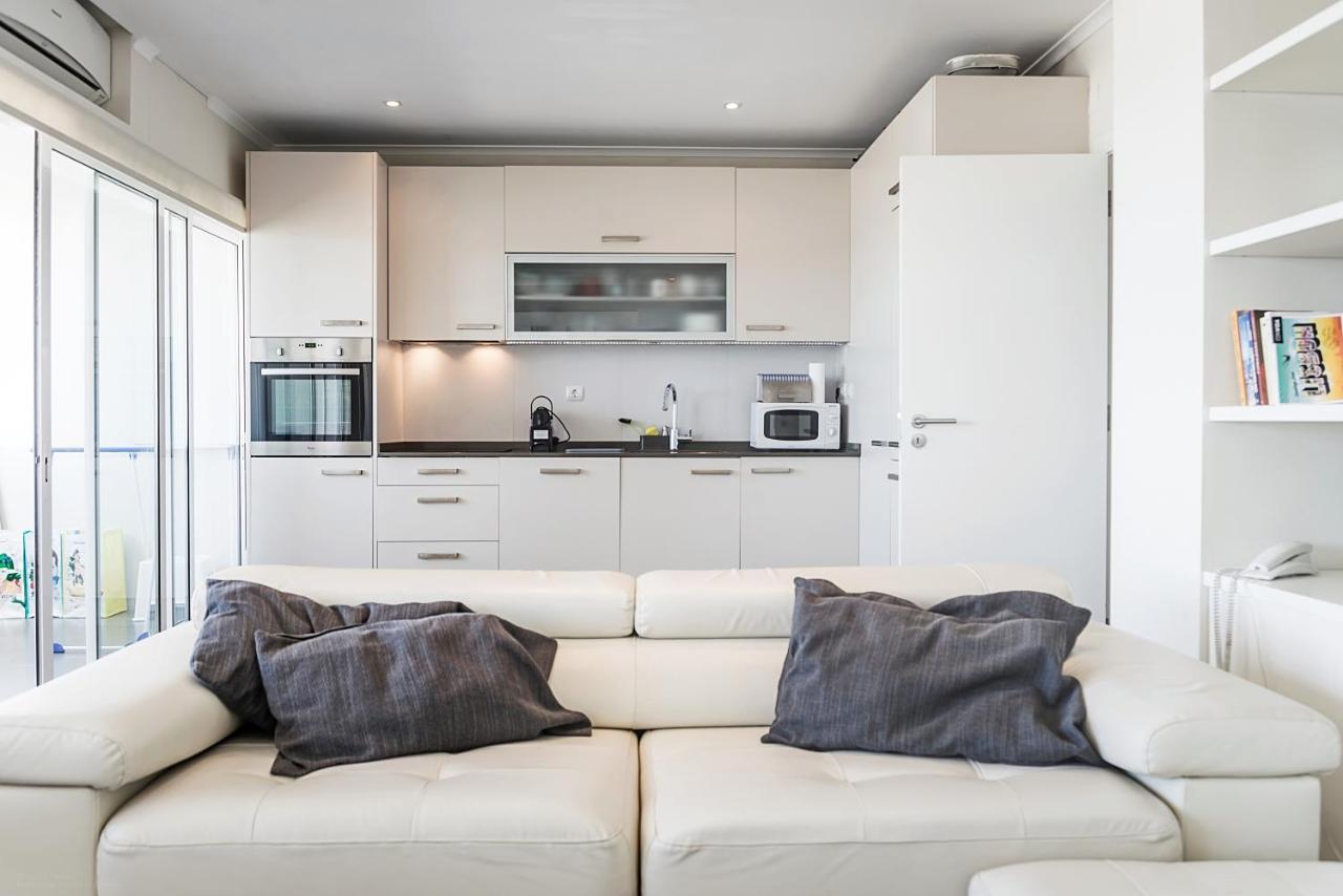 Amazing Apartment In Коста да Капарика Екстериор снимка