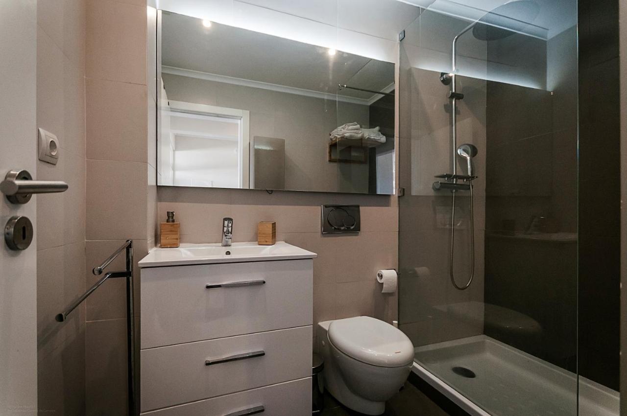 Amazing Apartment In Коста да Капарика Екстериор снимка